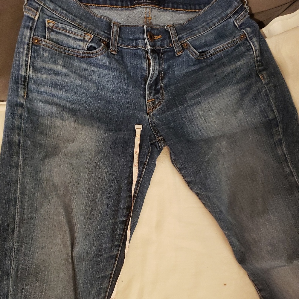 Lucky Brand Charlie Skinny Jean's size 2/26